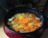 Foto langkah ke 1 dari resep Sayur sop bening segar praktis sat set set.