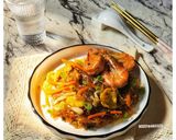 Foto langkah ke 8 dari resep Mie Nyong Udang Goreng (Mie Umbi Ganyong).