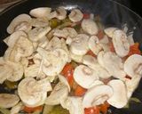 A picture of step 1 of Spicy Peri Chicken 'and Mushroom Subs.