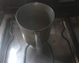Foto del paso 5 de la receta: Masa de churrinches original chilena con forma de medialuna