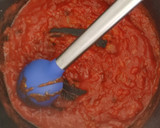Foto del paso 4 de la receta: Guiso de Pulpo con Patatas en Salsa de Tomate, Humo y Café