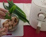 Foto langkah ke 5 dari resep Ayam Pandan.