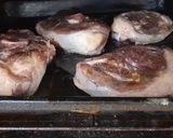 Foto del paso 2 de la receta: Chuletas de cordero en procesado de verdeo y leche con tabuleh