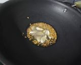 A picture of step 1 of Matar Paratha.