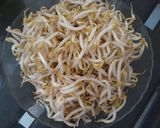 Foto langkah ke 1 dari resep Tumis Taoge Ikan Jambal.