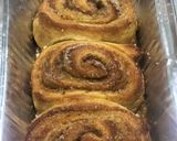 A picture of step 5 of Cinnamon rolls.