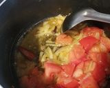 Une image de l'étape 1 de Soupe de légumes à l'œuf.