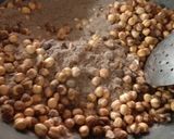 A picture of step 3 of Rosted grams.