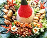 Foto langkah ke 14 dari resep 🇮🇩Tumpeng Merah Putih🇮🇩.