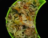 عکس مرحله 2 از دستور سالاد مرغ و نودل🐔🍲