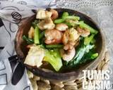 Cara Membuat Tumis Caisim Udang Tahu 4