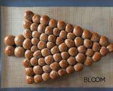 Foto langkah ke 3 dari resep Cinnamon Bubble Bread.