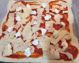 Foto del paso 2 de la receta Pizza de hojaldre con pavo y quesos