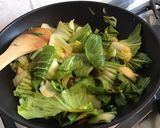 Une image de l'étape 6 de Pak choï aux citrons marinés.