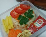 Foto langkah ke 4 dari resep Nasi goreng bento untuk bekal.