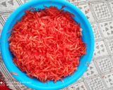 A picture of step 1 of Gajar ka halwa or Carrot pudding.