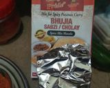 A picture of step 3 of Aloo Bhujia😁😁.