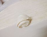 A picture of step 4 of Round layers chapati.