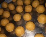 A picture of step 6 of Besan ladoo.