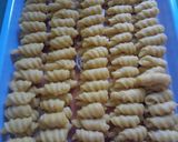 Foto langkah ke 2 dari resep Kue Garpuh Asin.