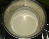 A picture of step 2 of Dates and almonds shake.