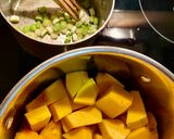Une image de l'étape 1 de Soupe repas, butternut et oeufs mollets.
