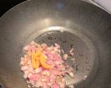 Spaghetti bolognese with Thai green pesto recipe step 1 photo