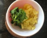 Foto del paso 1 de la receta: Medallón de papa y espinaca relleno