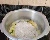 A picture of step 5 of Samak chawal khichdi.
