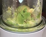 Une image de l'étape 4 de Spaghettis de courgette et pesto d’avocat.