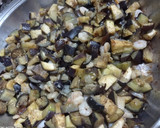 Foto del paso 1 de la receta: Berenjenas con gambas