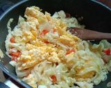 Foto langkah ke 5 dari resep Tumis Kol Simple.