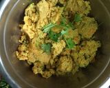 A picture of step 7 of Healthy twist Tapioca vada with mint chutney bombs.
