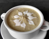 Foto del paso 6 de la receta: Crema de puerro y champiñones con Gorgonzola
