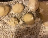 Foto del paso 2 de la receta: Empanadas de quesito Amarillo artesanal