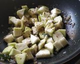 A picture of step 7 of Sabzi Lauki Dahiwali.