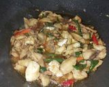 Foto langkah ke 4 dari resep Tumis Ikan Dori.