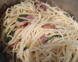 Foto del paso 3 de la receta: Spaghetti con espárrago triguero y bacon