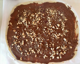 Foto del paso 2 de la receta: Empanada/torta de masa brisa rellena de nutella y nueces