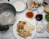 รูปขั้นตอนการทำที่ 1 ของ ต้มยำกุ้งมะพร้าวอ่อน