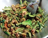 Foto langkah ke 6 dari resep Resep Tauco Medan Buncis Dan Baby Cumi ala Shebb's Kitchen.