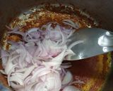 A picture of step 3 of Prawns pulao.