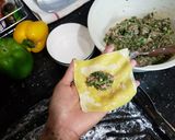 Foto langkah ke 3 dari resep Wonton Goreng Ayam.