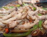 Foto langkah ke 4 dari resep Ceker Lada Hitam.