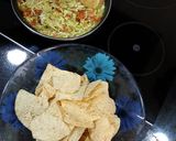 Foto del paso 2 de la receta: Ignacios con queso fundido y guacamole