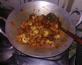 Foto langkah ke 3 dari resep Sambel goreng kentang telur puyuh dan krupok derodok.