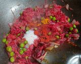 A picture of step 3 of Stuffed Shimla Mirch.