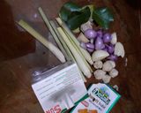 Foto langkah ke 1 dari resep Opor kuning.