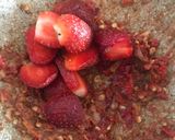 Foto langkah ke 2 dari resep Sambel Strawberry 🍓🍓.
