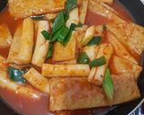 Foto langkah ke 6 dari resep Tteokbokki (떡볶이) Kue Beras Korea.